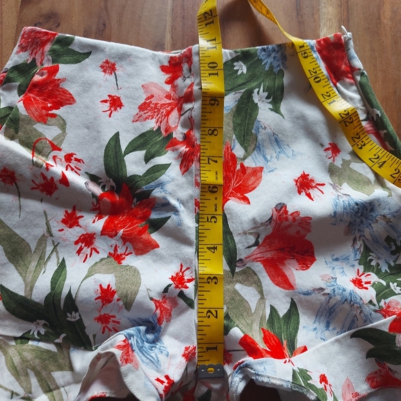 Zara hight waist tropical frills short, zip closure, size S - Picture 5 of 8